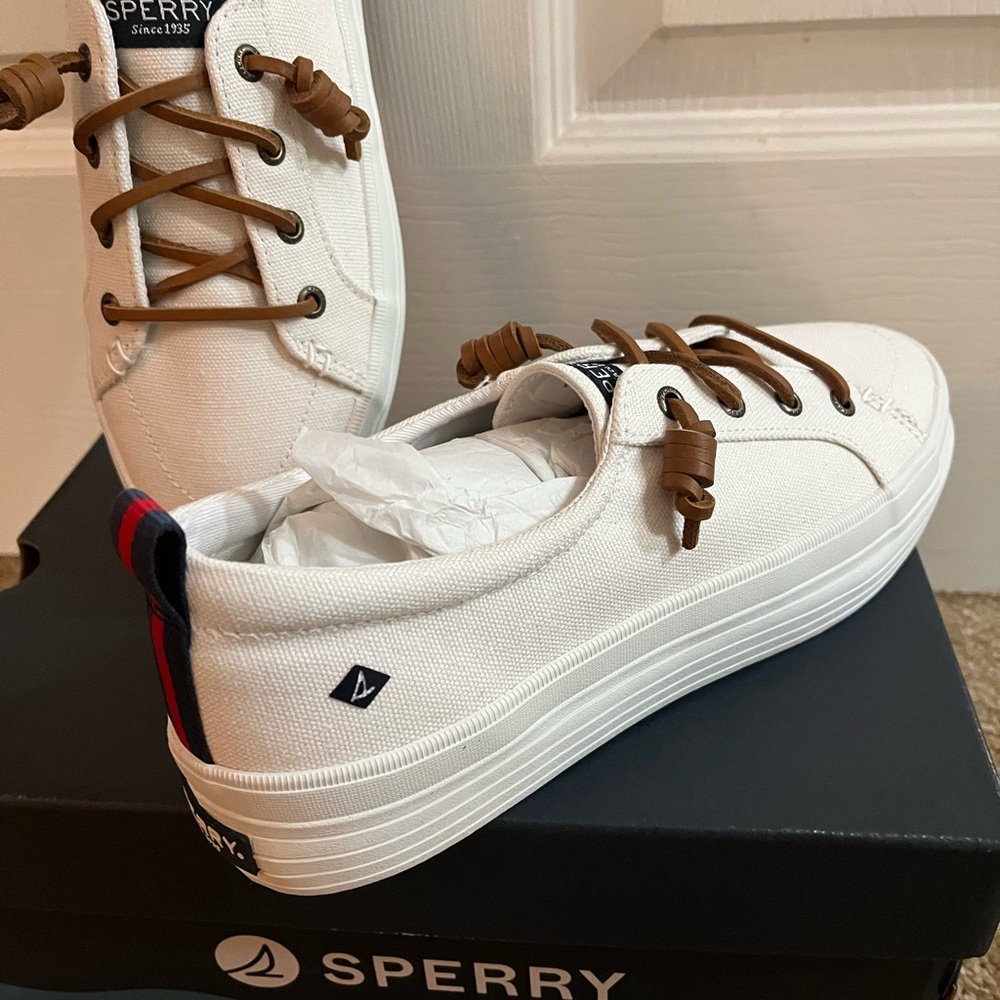 Sperry Women’s NWT White Canvas Platform Sneakers with Brown Laces - Picture 5 of 5
